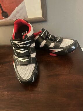Venzo Black and White Men's Cycling Shoes Size 9.5